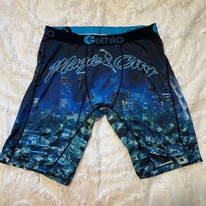 ETHIKA MEN’S STAPLE